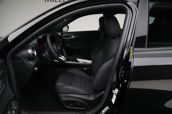 New 2024 Alfa Romeo Tonale Ti for sale Sold at Rolls-Royce Motor Cars Greenwich in Greenwich CT 06830 22