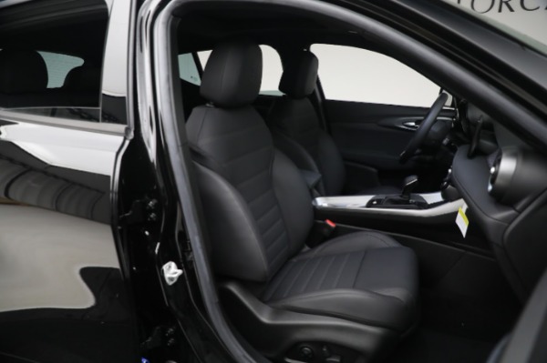 New 2024 Alfa Romeo Tonale Ti for sale Sold at Rolls-Royce Motor Cars Greenwich in Greenwich CT 06830 25