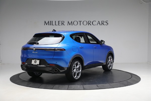 New 2024 Alfa Romeo Tonale Veloce for sale $57,800 at Rolls-Royce Motor Cars Greenwich in Greenwich CT 06830 11