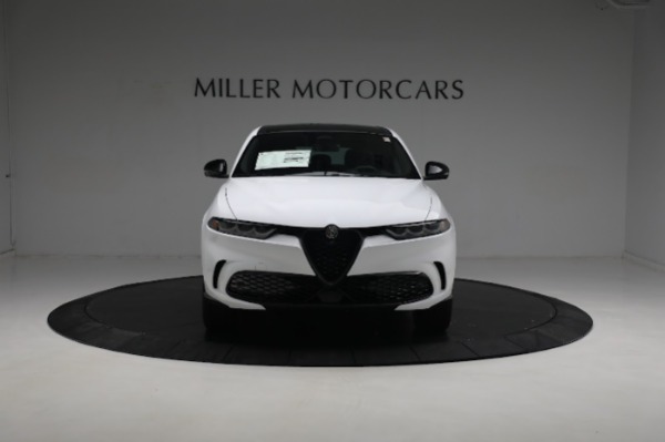 New 2024 Alfa Romeo Tonale Veloce for sale $55,290 at Rolls-Royce Motor Cars Greenwich in Greenwich CT 06830 18