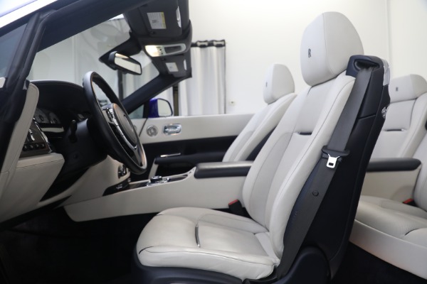 Used 2017 Rolls-Royce Dawn for sale $248,900 at Rolls-Royce Motor Cars Greenwich in Greenwich CT 06830 26