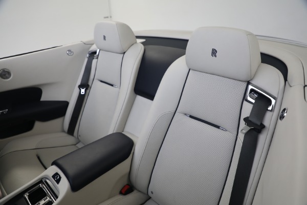 Used 2017 Rolls-Royce Dawn for sale $248,900 at Rolls-Royce Motor Cars Greenwich in Greenwich CT 06830 28