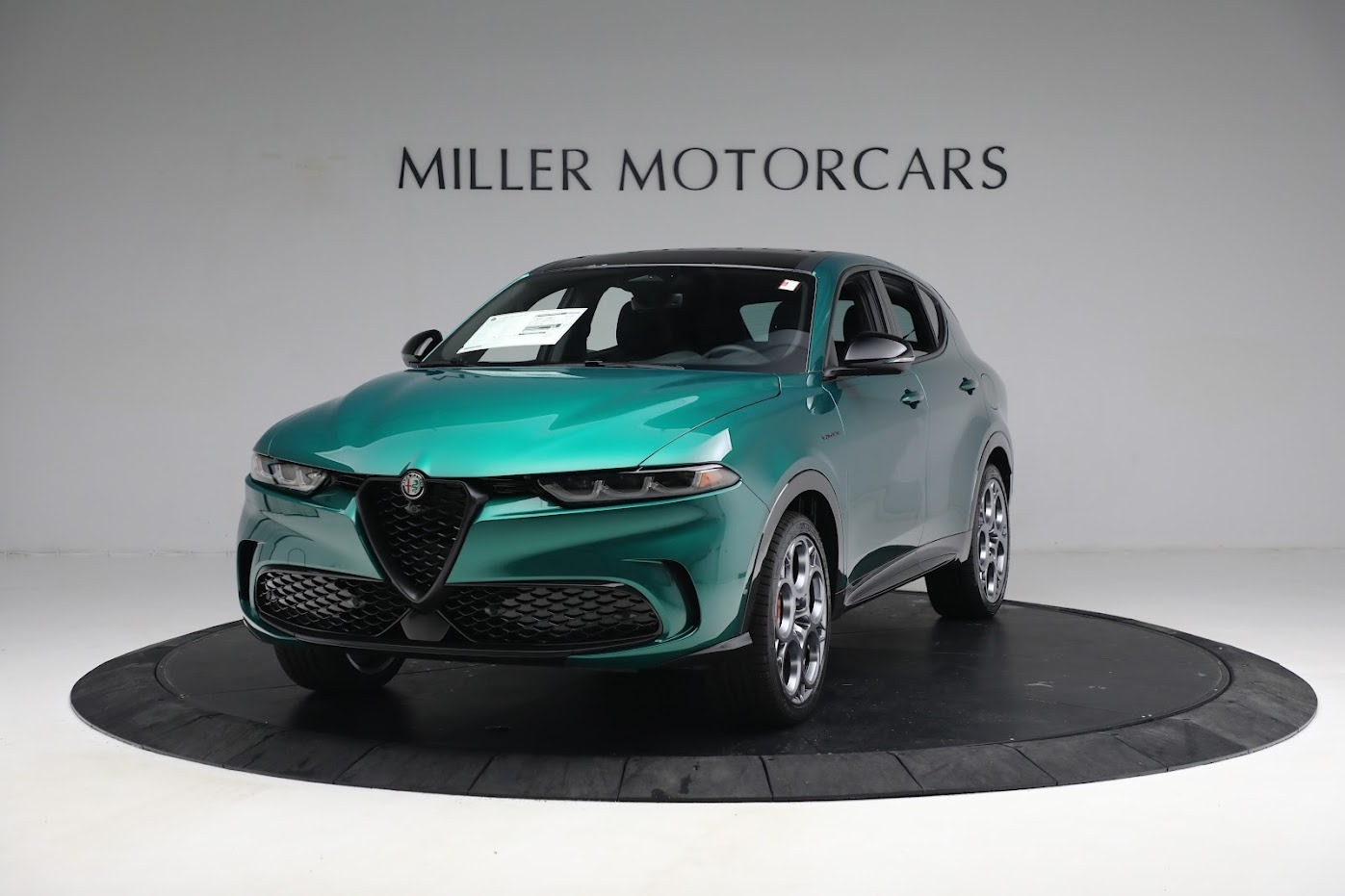 New 2024 Alfa Romeo Tonale Veloce for sale $59,340 at Rolls-Royce Motor Cars Greenwich in Greenwich CT 06830 1