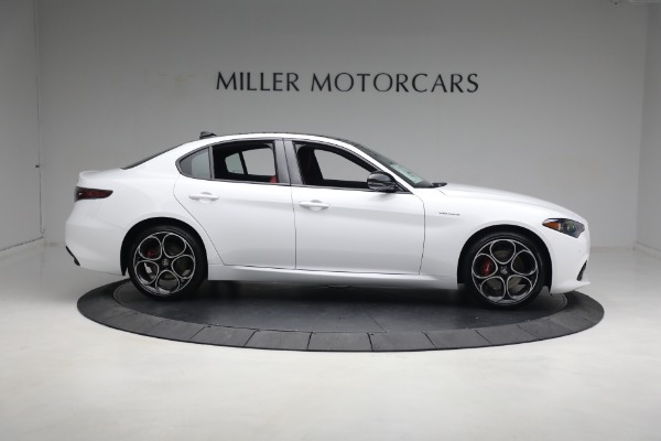 New 2024 Alfa Romeo Giulia Veloce for sale $55,285 at Rolls-Royce Motor Cars Greenwich in Greenwich CT 06830 15