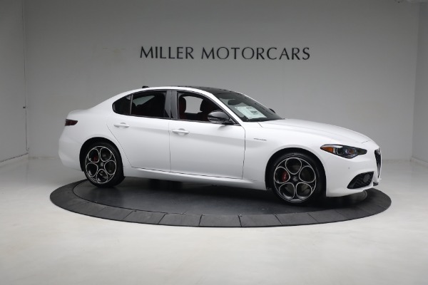 New 2024 Alfa Romeo Giulia Veloce for sale $55,285 at Rolls-Royce Motor Cars Greenwich in Greenwich CT 06830 16