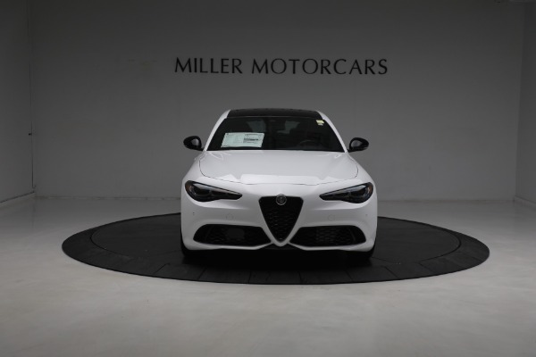 New 2024 Alfa Romeo Giulia Veloce for sale $55,285 at Rolls-Royce Motor Cars Greenwich in Greenwich CT 06830 19