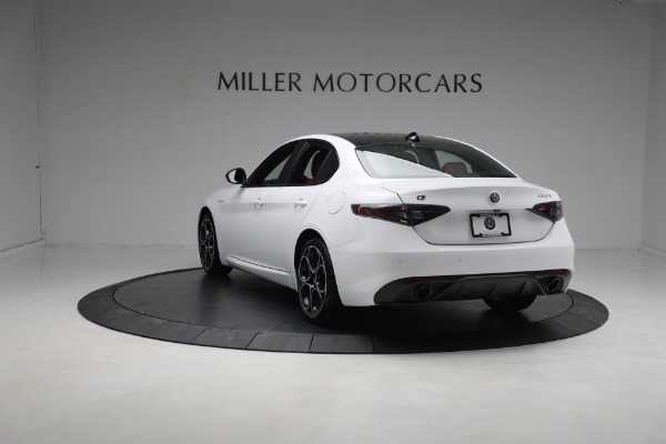 New 2024 Alfa Romeo Giulia Veloce for sale $55,285 at Rolls-Royce Motor Cars Greenwich in Greenwich CT 06830 8