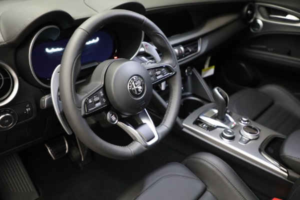 New 2024 Alfa Romeo Stelvio Veloce for sale Sold at Rolls-Royce Motor Cars Greenwich in Greenwich CT 06830 26