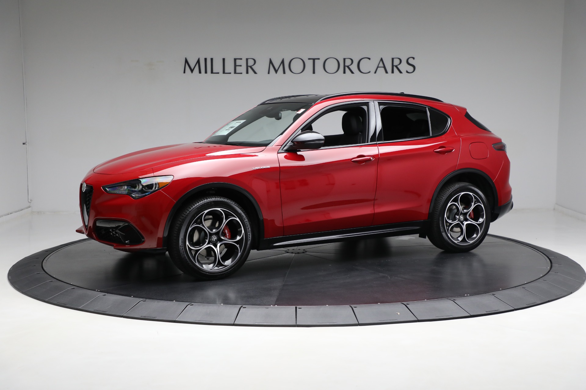 New 2024 Alfa Romeo Stelvio Veloce for sale $56,445 at Rolls-Royce Motor Cars Greenwich in Greenwich CT 06830 1