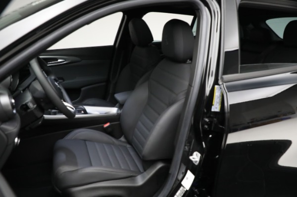 Used 2024 Alfa Romeo Tonale Ti for sale $30,900 at Rolls-Royce Motor Cars Greenwich in Greenwich CT 06830 26