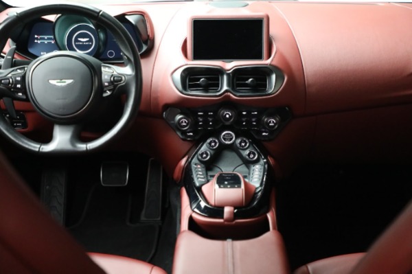 Used 2021 Aston Martin Vantage for sale $124,900 at Rolls-Royce Motor Cars Greenwich in Greenwich CT 06830 21