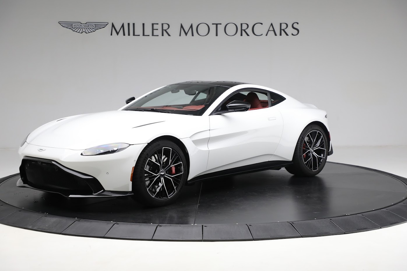 Used 2021 Aston Martin Vantage for sale $124,900 at Rolls-Royce Motor Cars Greenwich in Greenwich CT 06830 1