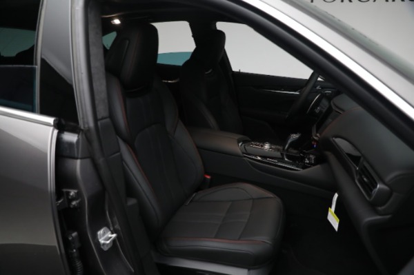 New 2023 Maserati Levante Modena for sale $101,989 at Rolls-Royce Motor Cars Greenwich in Greenwich CT 06830 19