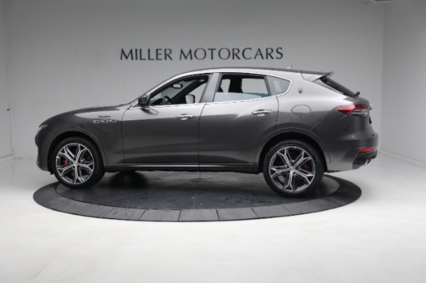 New 2023 Maserati Levante Modena for sale $101,989 at Rolls-Royce Motor Cars Greenwich in Greenwich CT 06830 7