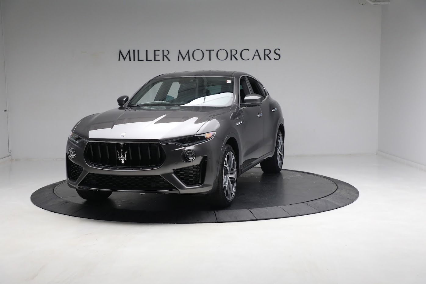 New 2023 Maserati Levante Modena for sale $101,989 at Rolls-Royce Motor Cars Greenwich in Greenwich CT 06830 1