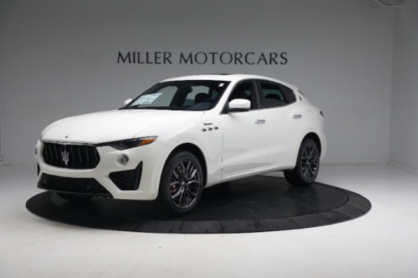 New 2023 Maserati Levante Modena for sale Sold at Rolls-Royce Motor Cars Greenwich in Greenwich CT 06830 3