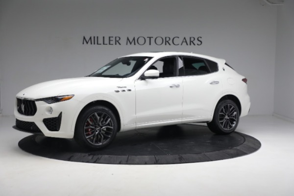 New 2023 Maserati Levante Modena for sale Sold at Rolls-Royce Motor Cars Greenwich in Greenwich CT 06830 4