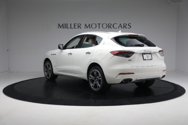 Used 2021 Maserati Levante S GranLusso for sale Sold at Rolls-Royce Motor Cars Greenwich in Greenwich CT 06830 11