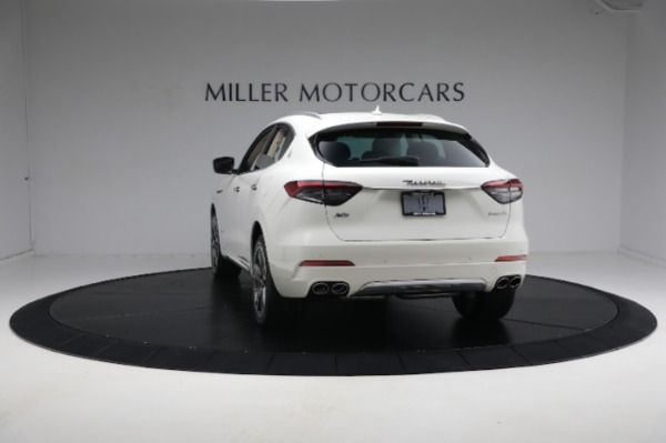 Used 2021 Maserati Levante S GranLusso for sale Sold at Rolls-Royce Motor Cars Greenwich in Greenwich CT 06830 13