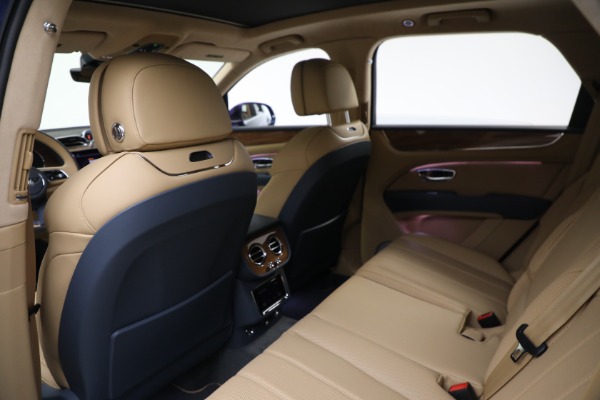 New 2023 Bentley Bentayga V8 for sale $238,450 at Rolls-Royce Motor Cars Greenwich in Greenwich CT 06830 18