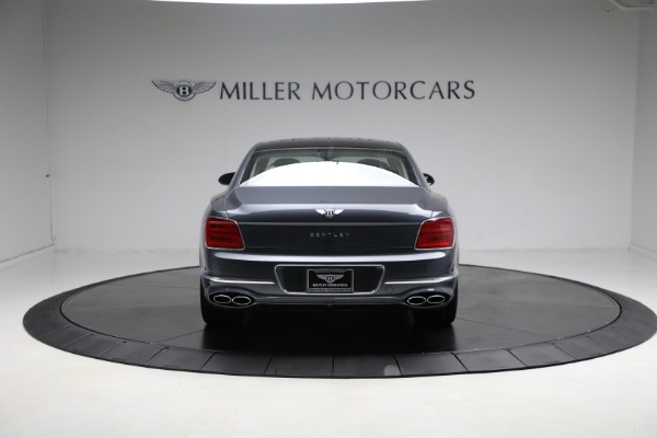 New 2024 Bentley Flying Spur Azure V8 for sale $288,300 at Rolls-Royce Motor Cars Greenwich in Greenwich CT 06830 6