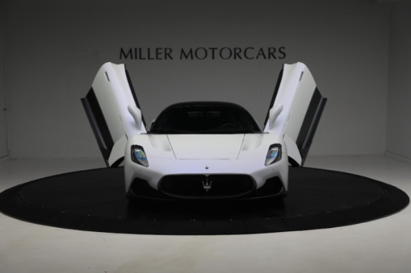 Used 2022 Maserati MC20 for sale $203,900 at Rolls-Royce Motor Cars Greenwich in Greenwich CT 06830 28