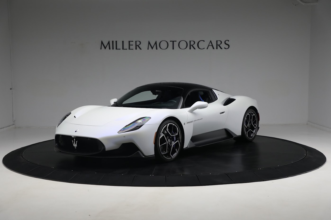 Used 2022 Maserati MC20 for sale $203,900 at Rolls-Royce Motor Cars Greenwich in Greenwich CT 06830 1