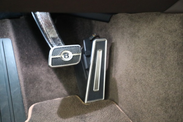 Used 2023 Bentley Flying Spur Speed for sale $289,900 at Rolls-Royce Motor Cars Greenwich in Greenwich CT 06830 28