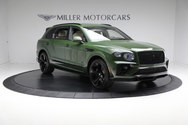 Used 2023 Bentley Bentayga EWB Azure V8 for sale Sold at Rolls-Royce Motor Cars Greenwich in Greenwich CT 06830 18