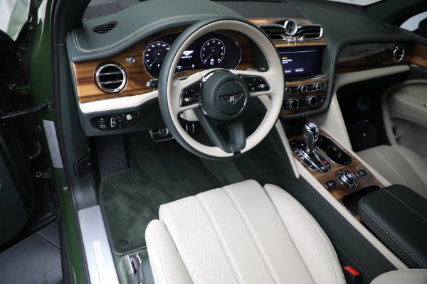 Used 2023 Bentley Bentayga EWB Azure V8 for sale Sold at Rolls-Royce Motor Cars Greenwich in Greenwich CT 06830 22