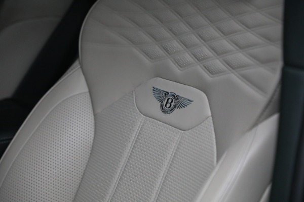 Used 2023 Bentley Bentayga EWB Azure V8 for sale Sold at Rolls-Royce Motor Cars Greenwich in Greenwich CT 06830 26