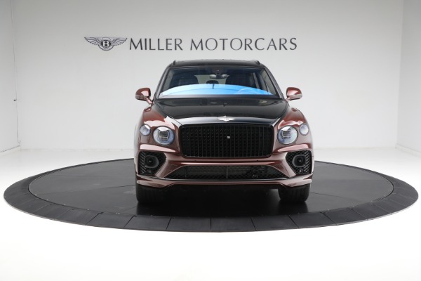 Used 2023 Bentley Bentayga EWB Azure V8 for sale $264,900 at Rolls-Royce Motor Cars Greenwich in Greenwich CT 06830 16