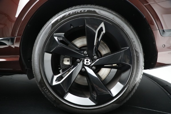 Used 2023 Bentley Bentayga EWB Azure V8 for sale $264,900 at Rolls-Royce Motor Cars Greenwich in Greenwich CT 06830 18