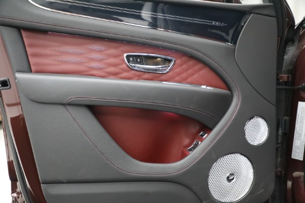 Used 2023 Bentley Bentayga EWB Azure V8 for sale $264,900 at Rolls-Royce Motor Cars Greenwich in Greenwich CT 06830 23