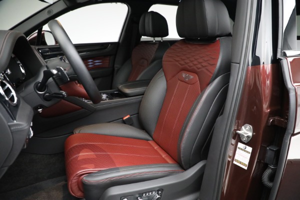Used 2023 Bentley Bentayga EWB Azure V8 for sale $264,900 at Rolls-Royce Motor Cars Greenwich in Greenwich CT 06830 26