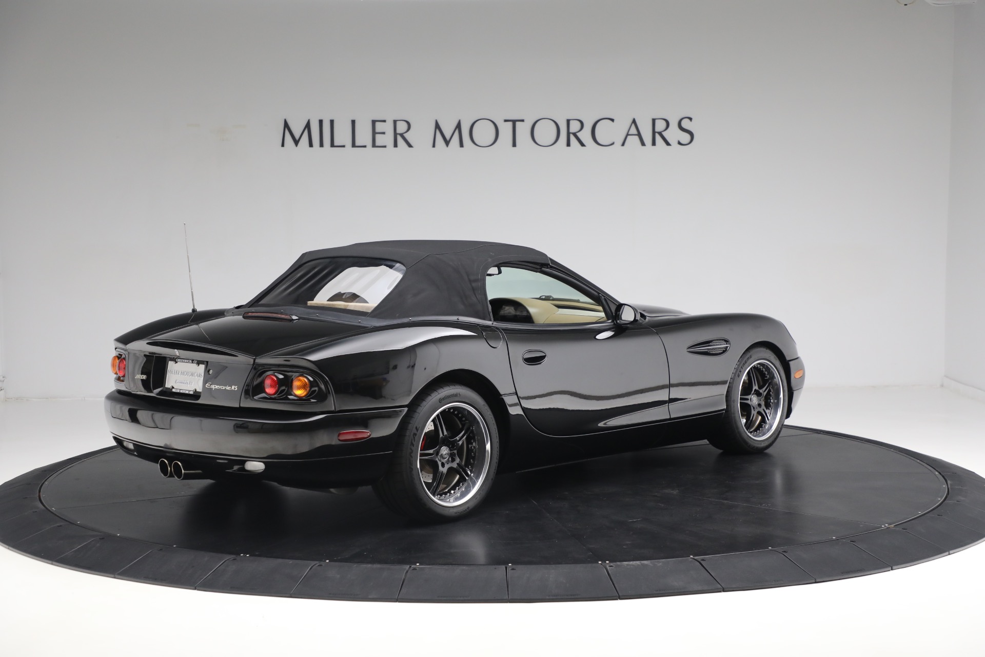 Used 2002 Panoz Esperante RS for sale Sold at Rolls-Royce Motor Cars Greenwich in Greenwich CT 06830 16