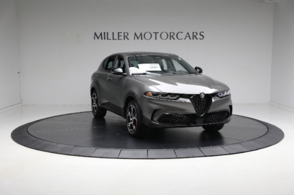 New 2024 Alfa Romeo Tonale Veloce for sale Sold at Rolls-Royce Motor Cars Greenwich in Greenwich CT 06830 22