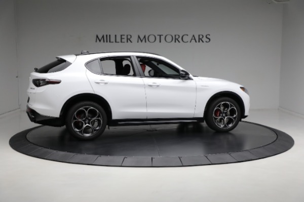 New 2024 Alfa Romeo Stelvio Veloce for sale $57,420 at Rolls-Royce Motor Cars Greenwich in Greenwich CT 06830 15