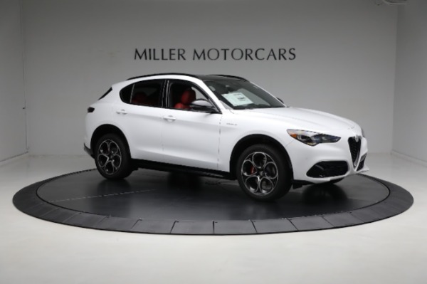 New 2024 Alfa Romeo Stelvio Veloce for sale $57,420 at Rolls-Royce Motor Cars Greenwich in Greenwich CT 06830 18