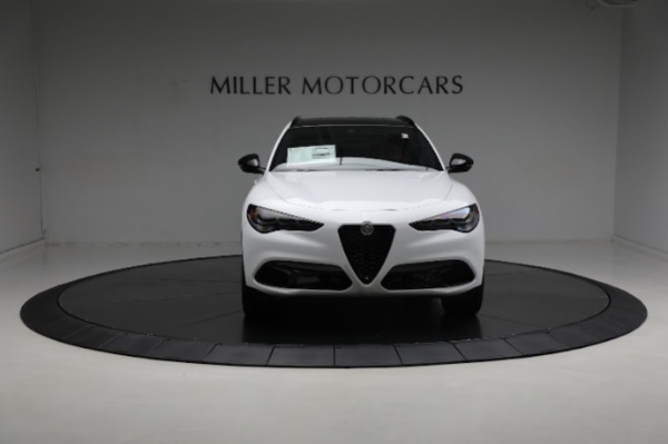 New 2024 Alfa Romeo Stelvio Veloce for sale $57,420 at Rolls-Royce Motor Cars Greenwich in Greenwich CT 06830 21