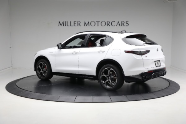 New 2024 Alfa Romeo Stelvio Veloce for sale $57,420 at Rolls-Royce Motor Cars Greenwich in Greenwich CT 06830 8