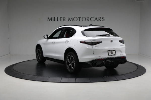 New 2024 Alfa Romeo Stelvio Veloce for sale $57,420 at Rolls-Royce Motor Cars Greenwich in Greenwich CT 06830 9