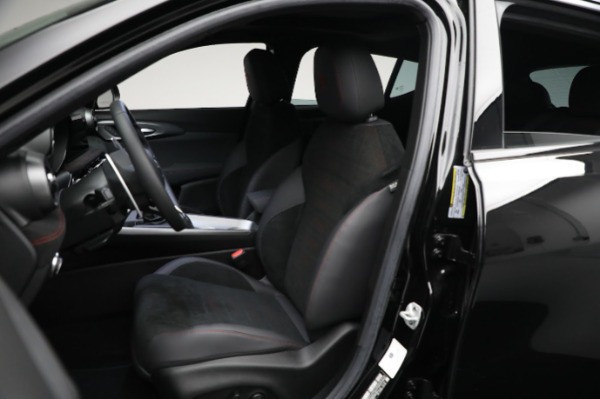 Used 2024 Alfa Romeo Tonale Veloce for sale $28,900 at Rolls-Royce Motor Cars Greenwich in Greenwich CT 06830 21