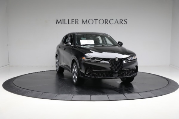 New 2024 Alfa Romeo Tonale Veloce for sale Sold at Rolls-Royce Motor Cars Greenwich in Greenwich CT 06830 22
