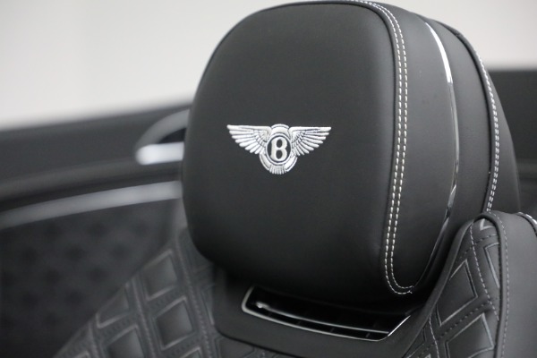 Used 2022 Bentley Continental GTC V8 for sale Sold at Rolls-Royce Motor Cars Greenwich in Greenwich CT 06830 26