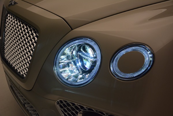 Used 2017 Bentley Bentayga for sale Sold at Rolls-Royce Motor Cars Greenwich in Greenwich CT 06830 12