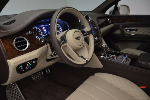 Used 2017 Bentley Bentayga for sale Sold at Rolls-Royce Motor Cars Greenwich in Greenwich CT 06830 20