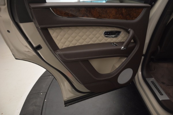 Used 2017 Bentley Bentayga for sale Sold at Rolls-Royce Motor Cars Greenwich in Greenwich CT 06830 25