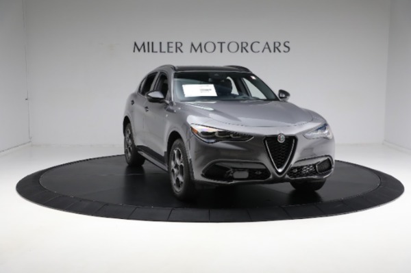 New 2024 Alfa Romeo Stelvio Ti for sale $54,055 at Rolls-Royce Motor Cars Greenwich in Greenwich CT 06830 24