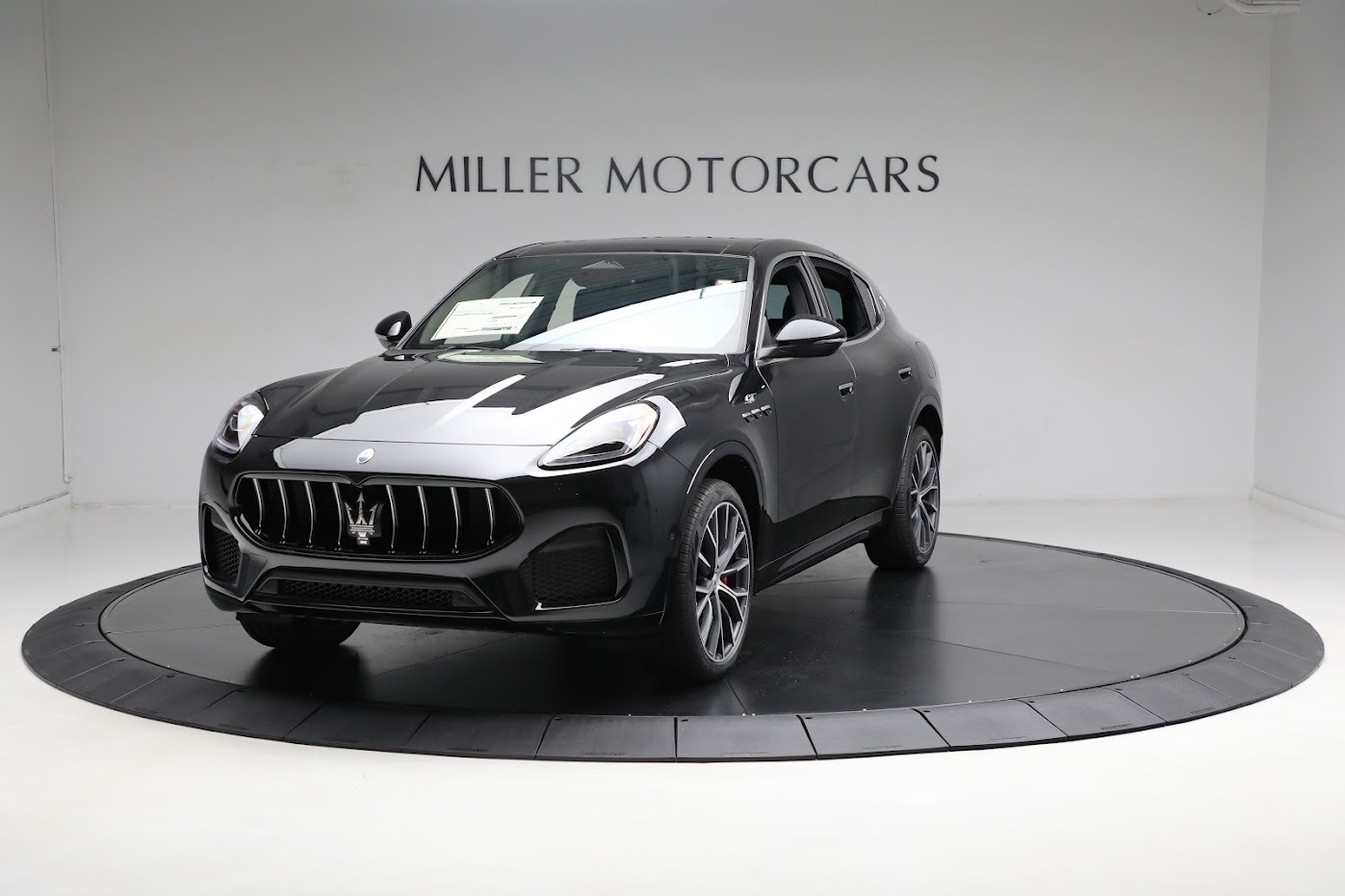 New 2023 Maserati Grecale GT for sale Sold at Rolls-Royce Motor Cars Greenwich in Greenwich CT 06830 1